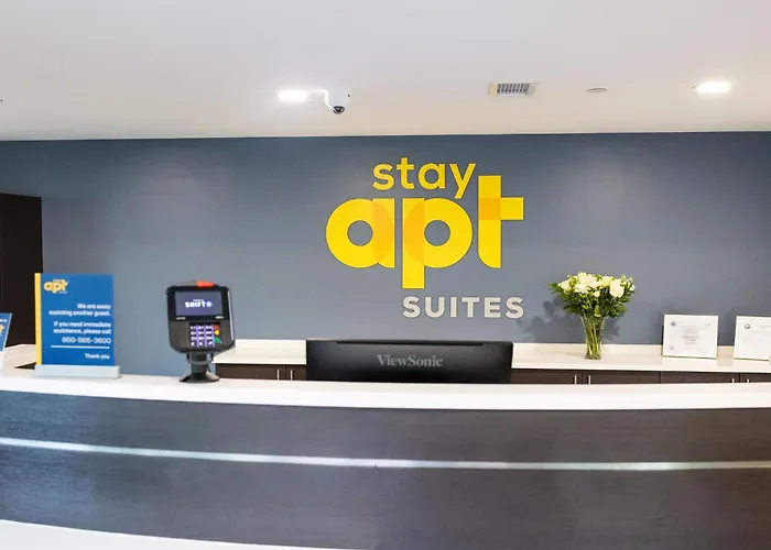 Hotel Stayapt South