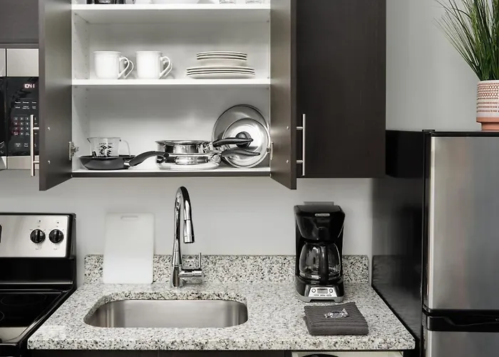 Hotel Stayapt South Lafayette